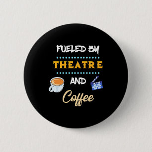 Schauspieler mit Theaterkaffee Button