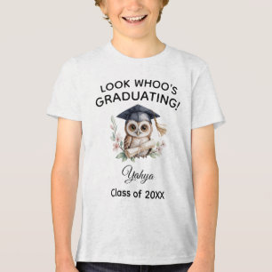 Schaut mal, wer im Kindergarten abschließt - Eule Tri-Blend Shirt