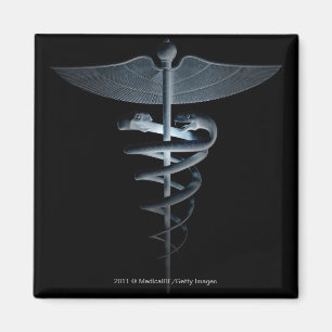 Scheinwerfer auf einem medizinischen Caduceus Magnet