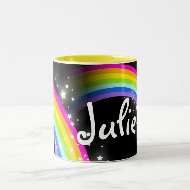 Scherzt schwarze Name-Tasse des Regenbogens Zweifarbige Tasse (Mittel)