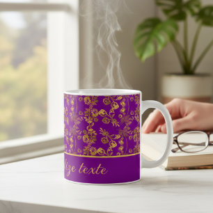 Schicke goldene Blumen auf violettem Muster Indi Kaffeetasse