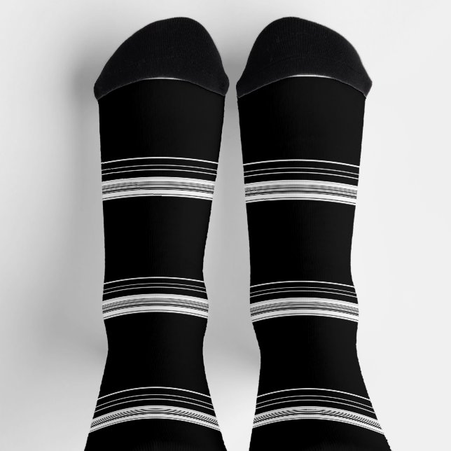 Schicke schwarz-weiß gestreifte  socken (Oben)