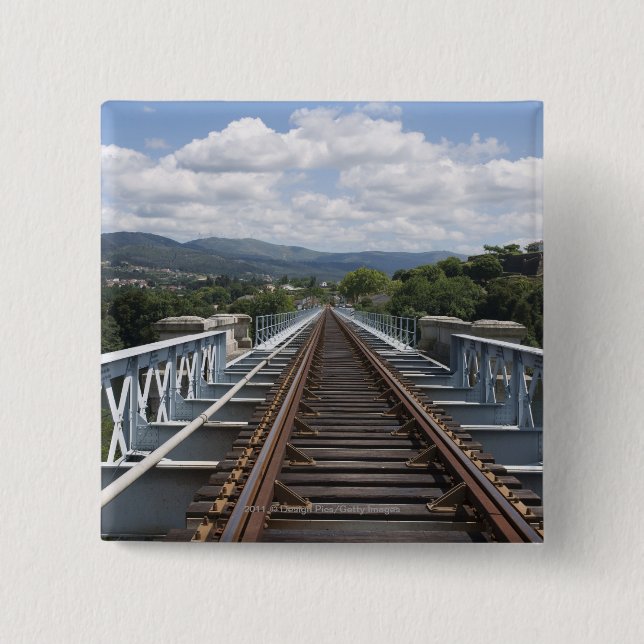 Schienenstränge auf Eiffel-Brücke Button (Vorderseite)