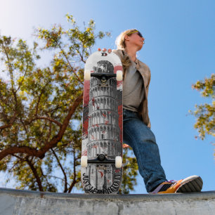 Schießturm der Marke Pisa D. Skateboard