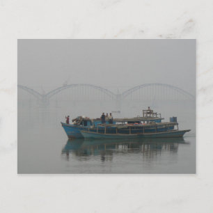 Schiff auf dem Irrawaddy River, Myanmar Postkarte