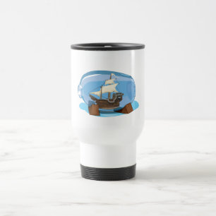 Schiff in einer Flasche auf dem Meer Reisebecher