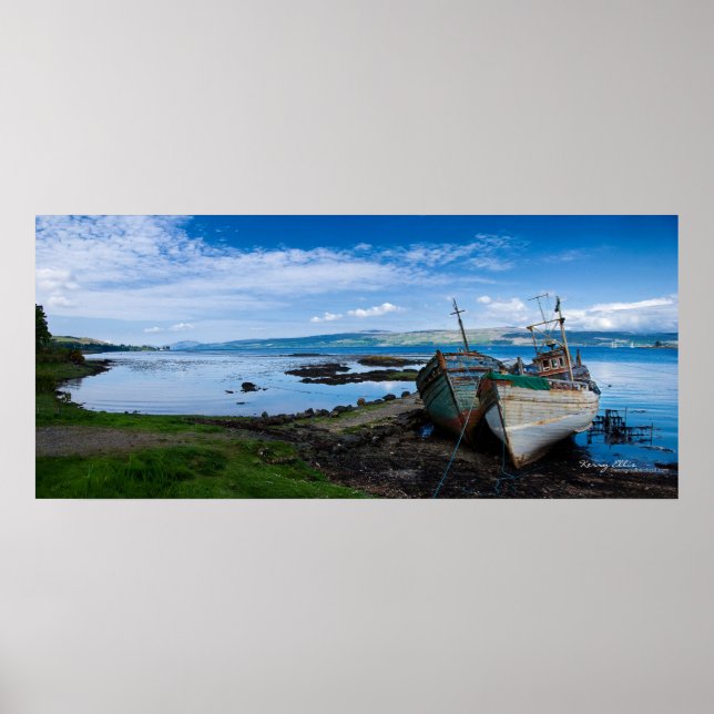 Schiffe auf der Insel Mull Poster (Vorne)