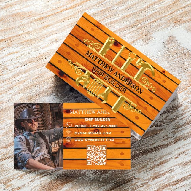 Schiffsbauer mit Holzgoldwerkzeugen Foto QR-Code Visitenkarte (Von Creator hochgeladen)