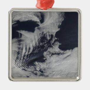 Schiffswellenförmige Wolken im Südindischen Ozean Ornament Aus Metall