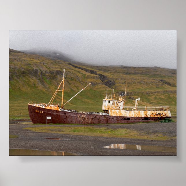 Schiffswrack Gardar BA 64 Poster (Vorne)