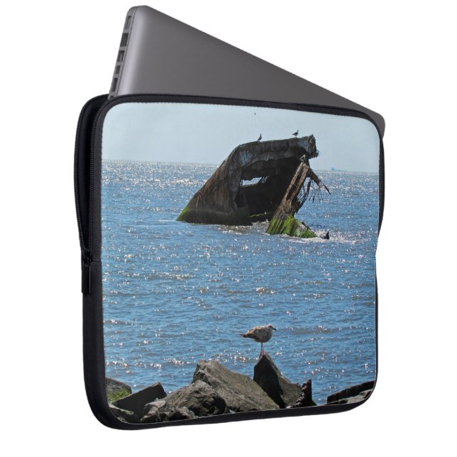 Schiffswrack Laptopschutzhülle (Vorne Rechts)