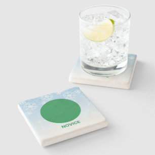 Schild des grünen Kreislaufs des Novice Skier Steinuntersetzer