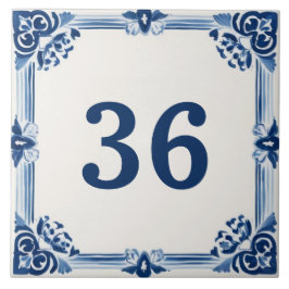 Schild für die Blauer und Weiß-Delft-Hausnummer Fliese
