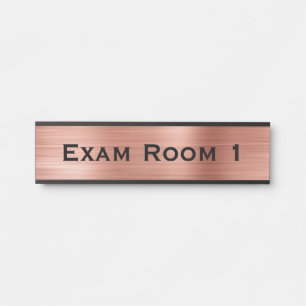 Schild für die Tür des Zahnarztzimmers im Sprechzi