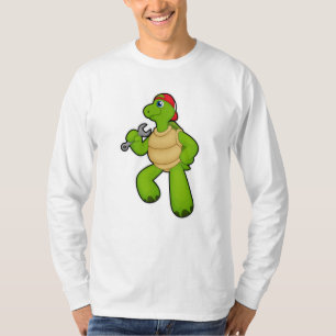 Schildkröte als Mechanik mit Schraubenschlüssel un T-Shirt