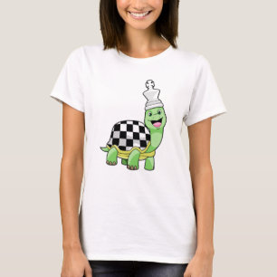 Schildkröte beim Schach mit Schachbrett und König T-Shirt