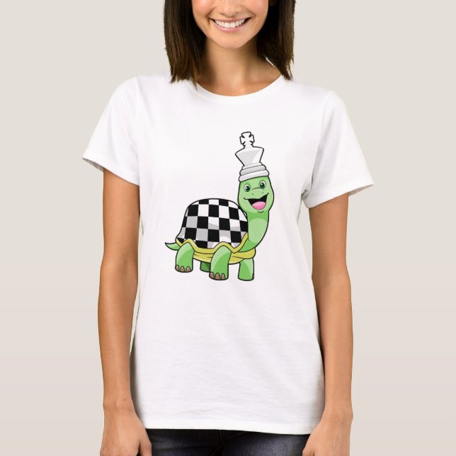Schildkröte beim Schach mit Schachbrett und König T-Shirt (Vorderseite)