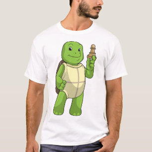 Schildkröte beim Schachspiel mit Schachfigur Bauer T-Shirt