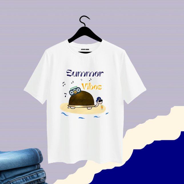 Schildkröte mit Cocktail T-Shirt (Von Creator hochgeladen)
