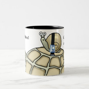 Schildkröte und Schnecke oben gewölbt. Zweifarbige Tasse