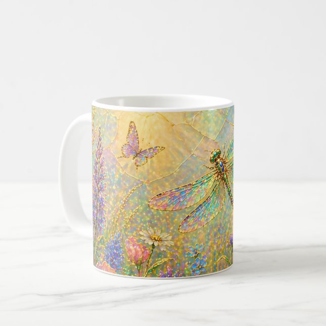 Schillernde Libellenwiese mit Schmetterling Kaffeetasse (Vorderseite Links)