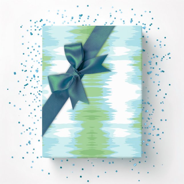Schimmernder Ikat in Grün und Aqua Geschenkpapier (Von Creator hochgeladen)