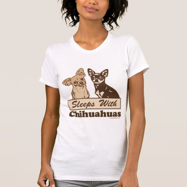 Schlaf mit Chihuahua-Hunden T-Shirt (Vorderseite)