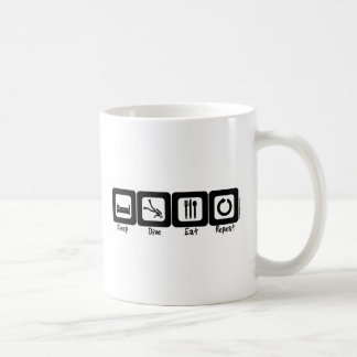 Schlaf-Tauchen isst Wiederholung Kaffeetasse
