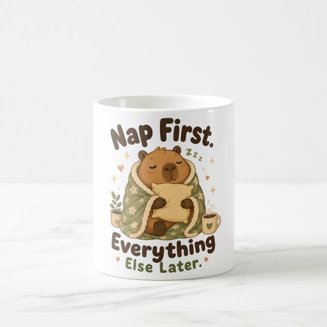 Schlaf zuerst süße Capybara Kawaii Kaffeetasse (Mittel)