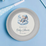Schlafbär auf Cloud Graue & Blue-Junge-Babydusche Pappteller<br><div class="desc">Feiern Sie die Ankunft Ihres Kleinen mit dieser zauberhaften Papiertafel mit einem Aquarellbaby,  der friedlich auf einer Wolke schläft. Die niedliche Abbildung ist in einem runden Rahmen eingebettet,  umgeben von einer ruhigen,  hellgrauen Kulisse. Ideal,  um Ihrem Baby-Duschbad-Party eine Touch Whimsy hinzuzufügen</div>