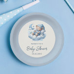 Schlafbär in der Cloud dusty blue boy baby dusche Pappteller<br><div class="desc">Feiern Sie die Ankunft Ihres Kleinen mit dieser zauberhaften Papiertafel mit einem Aquarellbaby,  der friedlich auf einer Wolke schläft. Die niedliche Abbildung ist in einem runden Rahmen eingebettet,  umgeben von einer ruhigen blauen Kulisse. Ideal,  um Ihrem Baby-Duschbad-Party eine Touch Whimsy hinzuzufügen</div>
