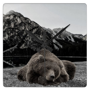 Schlafbär Rustikale Kabinendekoration Landschaft Quadratische Wanduhr