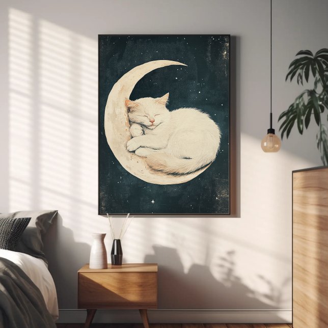 Schlafende weiße Katze auf dem Halbmond - Träume N Poster (Von Creator hochgeladen)