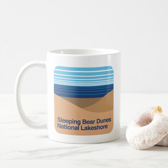 Schlafender Bärn-Dünen-Staatsangehöriger Lakeshore Kaffeetasse (Mit Donut)