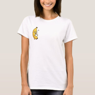 Schlafender gelber Bananen-Charakter hält dampfend T-Shirt