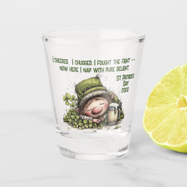 Schlafender Leprechaun-Shot-Glas Schnapsglas (Vorderseite)