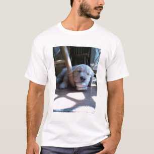 Schlafengolden retriever-Welpe T-Shirt