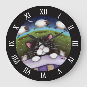 Schlafenkatze und Mäuse, die von den Schafen Große Wanduhr