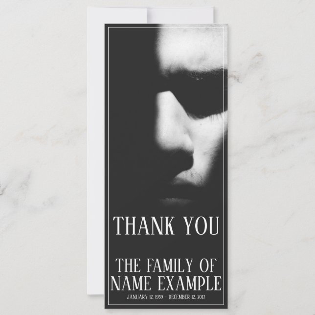 Schlafgesicht im Halbschatten (Vorderseite)