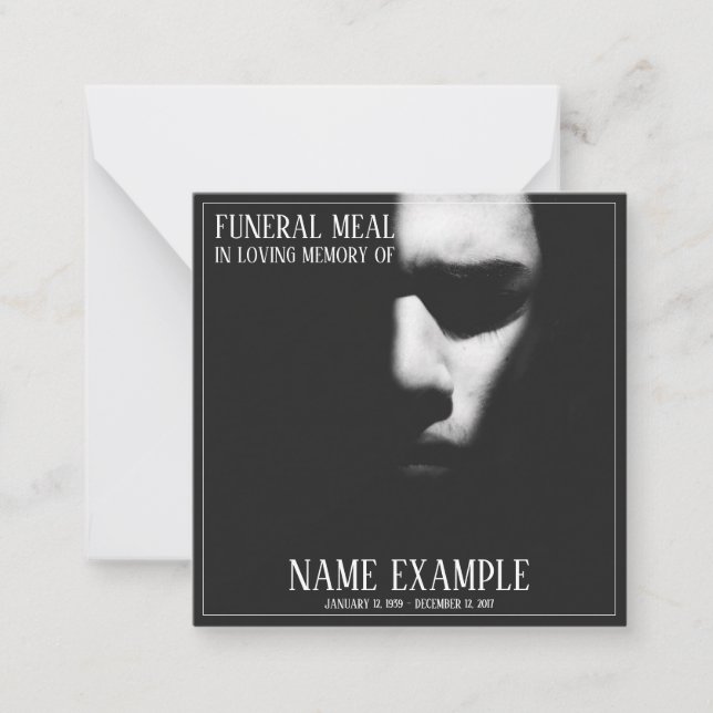 Schlafgesicht im Halbschatten Mitteilungskarte (Vorderseite)