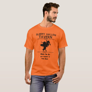 Schläfrige hohle Taverne T-Shirt