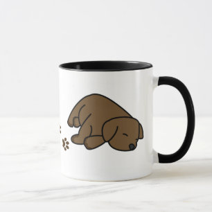 Schläfrige Schokoladen-Labrador-Welpen-Tasse Tasse