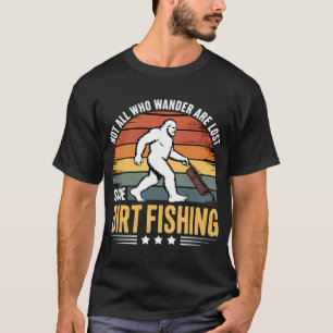 Schlammfischen Bigfoot Metalldetektor Männer T-Shirt