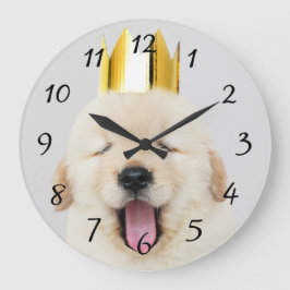 Schlampe Golden Retriever Welpe in Crown Yawning Große Wanduhr