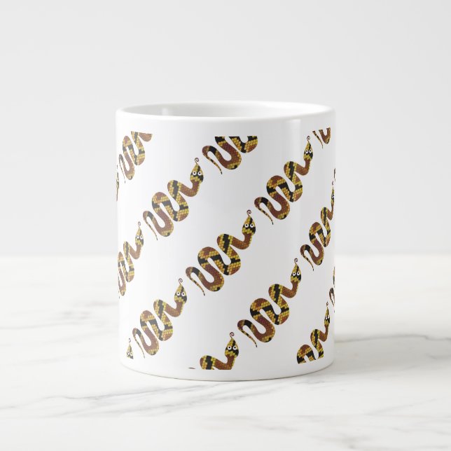 Schlangen-Braun- und Gold-Silhouette Jumbo-Tasse (Vorderseite)