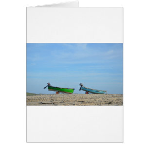 Schlauchboote auf einem Strand