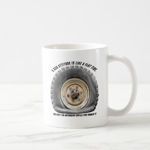 Schlechte Lage wie flacher Tritt Tasse