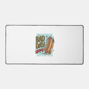 Schlechter Tag Hot Dog Retro Vektor-Shirt-Design_1 Schreibtischunterlage