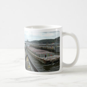 Schlepper auf dem Mississippi Tasse