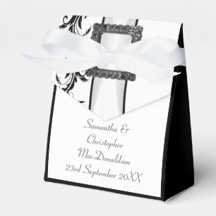 Schlichte Hochzeit mit schwarz-weißem Damast Geschenkschachtel
